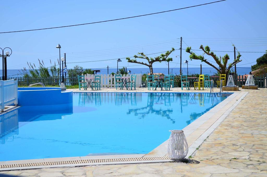 فارثولوميو Glyfa Beach Hotel المظهر الخارجي الصورة