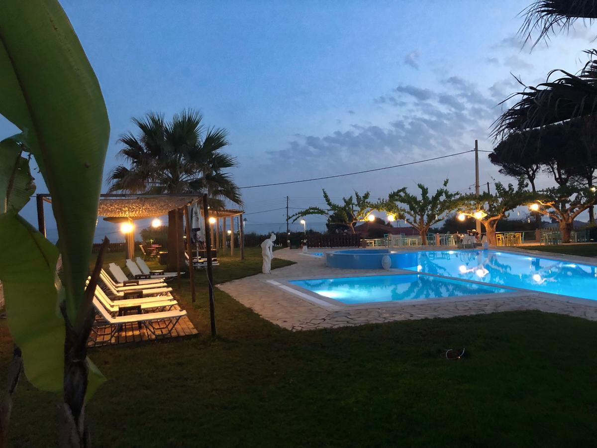 فارثولوميو Glyfa Beach Hotel المظهر الخارجي الصورة